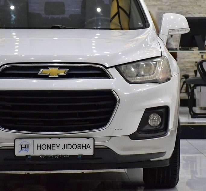 Used Chevrolet Captiva I Facelift 3, 2.4 l, 2017 in Sharjah by Honey Gidosha Used Cars Tr., White color.  | AUTO.AE