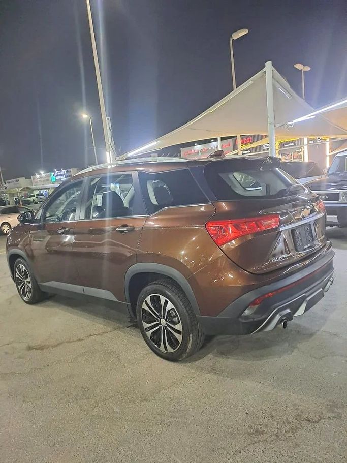 New Chevrolet Captiva II, 1.5 l, 2022 in Sharjah by Imad Younis Almani used Cars, Brown color. GCC Specs | AUTO.AE