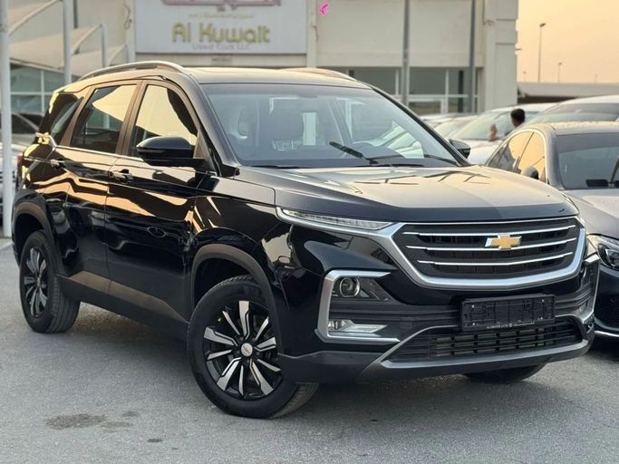 Подержанный Chevrolet Captiva II, 1.5 л, 2022 в Шардже от Nour Alnukhba Motors Черный цвет. GCC | AUTO.AE