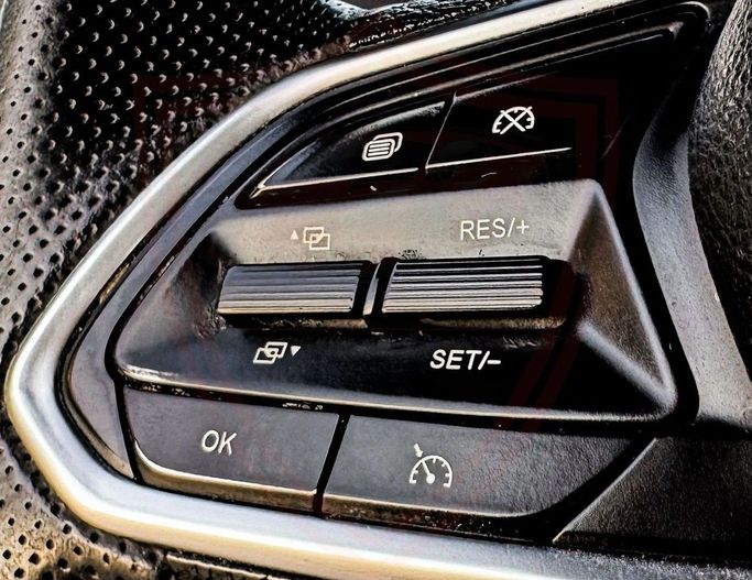 Подержанный Chevrolet Captiva II, 1.5 л, 2021 в Шардже от Al Sayed Khamis Used Auto Trading Белый цвет. GCC | AUTO.AE