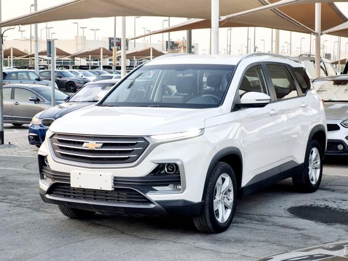Подержанный Chevrolet Captiva II, 1.5 л, 2022 в Шардже от Al Rukn Al Masie Used Cars Белый цвет. GCC | AUTO.AE