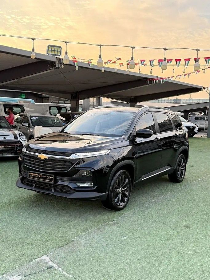 Подержанный Chevrolet Captiva II, 1.5 л, 2024 в Шардже от Hesham Safwat  Used Cars Черный цвет. GCC | AUTO.AE