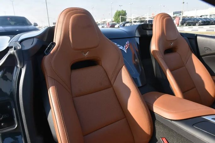 Used Chevrolet Corvette C7, 6.2 l, 2019 in Sharjah by Alfaris Used Cars, Grey color. Other | AUTO.AE