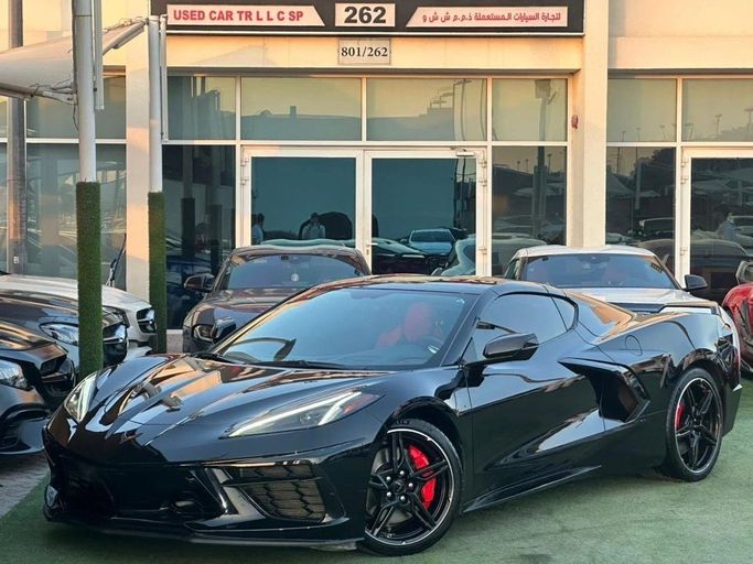 مستعملة Chevrolet Corvette 3LT C8, 6.2 l, 2020 في في الشارقة من Noor Al Seyoh Used Cars، اللون أسود. مواصفات الخليج | AUTO.AE
