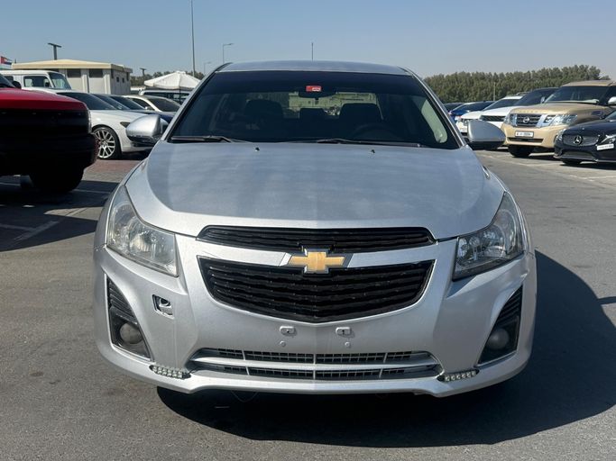 مستعملة Chevrolet Cruze أنا فيس ليفت, 1.6 l, 2013 في في الشارقة من FAROUK KHALAF، اللون فضي. مواصفات الخليج | AUTO.AE | إعلان #264229