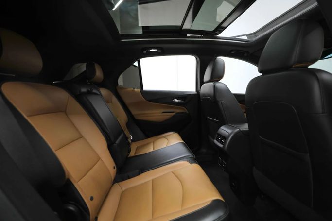 Used Chevrolet Equinox III, 1.5 l, 2018 in Sharjah by Al Qassem Cars Trading, Silver color. GCC Specs | AUTO.AE