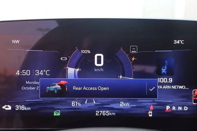 Подержанный Chevrolet Equinox IV, 1.5 л, 2024 в Шардже от Al Rukin Al Saudi Белый цвет. GCC | AUTO.AE