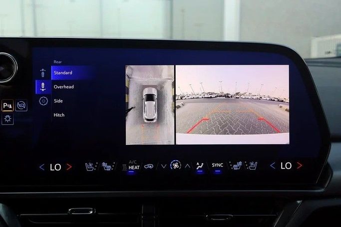 Подержанный Chevrolet Equinox IV, 1.5 л, 2024 в Шардже от Al Rukin Al Saudi Белый цвет. GCC | AUTO.AE