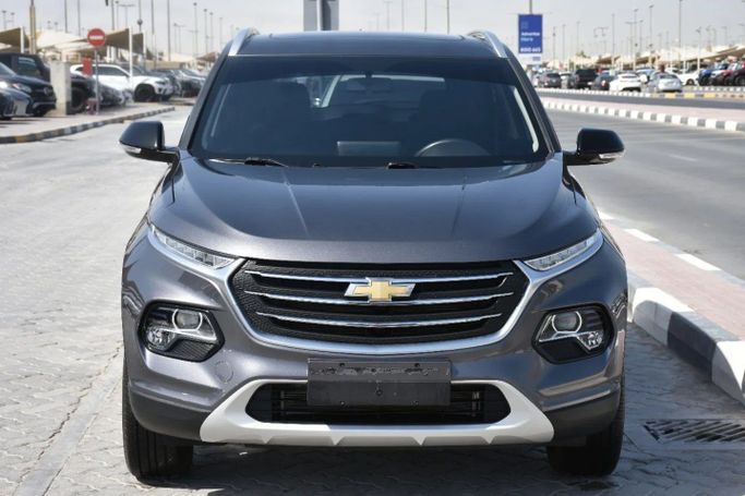 Подержанный Chevrolet Groove, 1.5 л, 2023 в Шардже от Alfaris Used Cars Серый цвет. Other | AUTO.AE