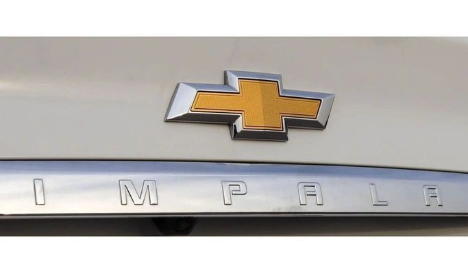 Подержанный Chevrolet Impala X, 3.6 л, 2019 в Шардже от Al Sayed Khamis Used Auto Trading Белый цвет. GCC | AUTO.AE