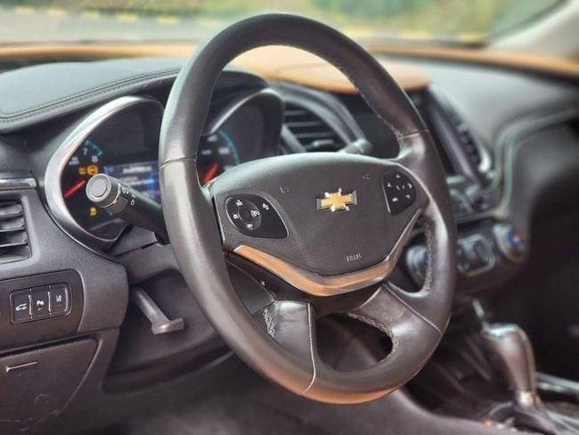 Подержанный Chevrolet Impala X, 3.6 л, 2015 в Шардже от Nassem Al Sham Used Cars Красный цвет. Other | AUTO.AE