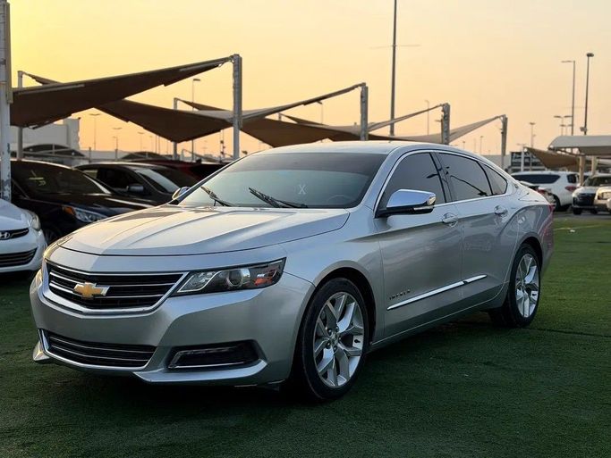 Подержанный Chevrolet Impala X, 3.6 л, 2018 в Шардже от Bashar Karoomi Kunani Серебристый цвет. Американская | AUTO.AE
