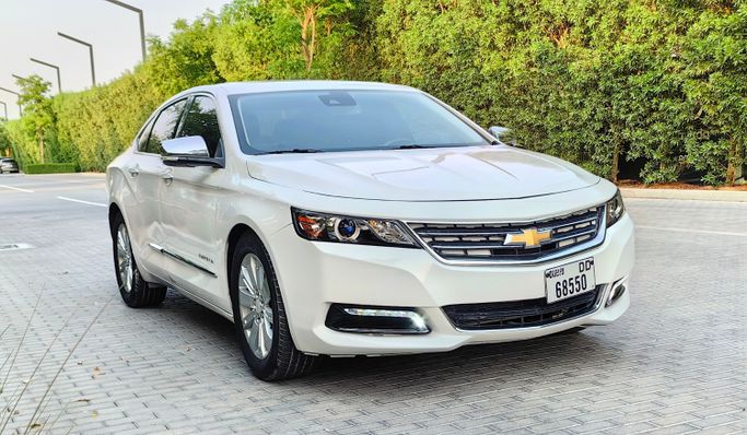 مستعملة Chevrolet Impala X, 3.6 l, 2018 في في الإمارات, الشارقة، اللون أبيض. المواصفات الكندية | AUTO.AE | إعلان #276012