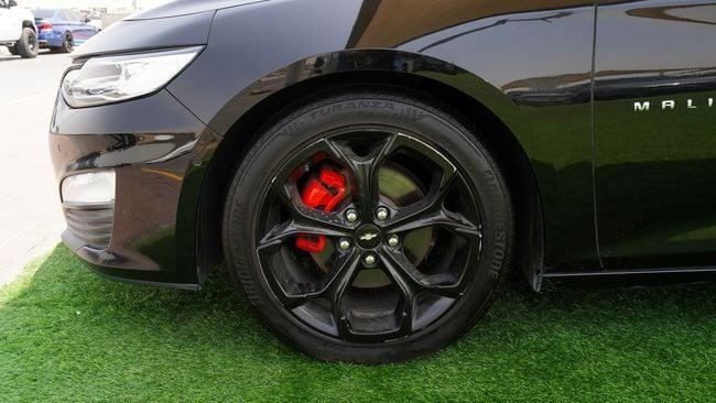 Подержанный Chevrolet Malibu IX Рестайлинг, 2.0 л, 2019 в Шардже от Abo Saif Черный цвет. GCC | AUTO.AE