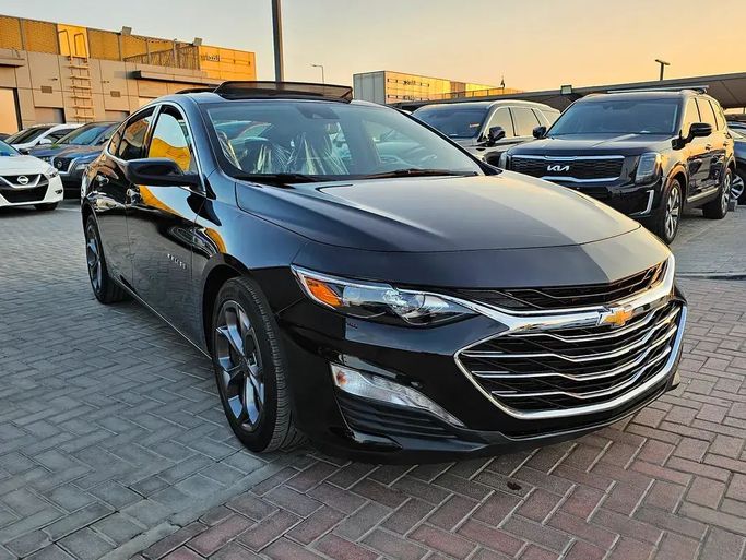 Used Chevrolet Malibu IX Facelift, 2.0 l, 2024 in Sharjah by Al Hedou Used Cars, Black color. American Specs | AUTO.AE