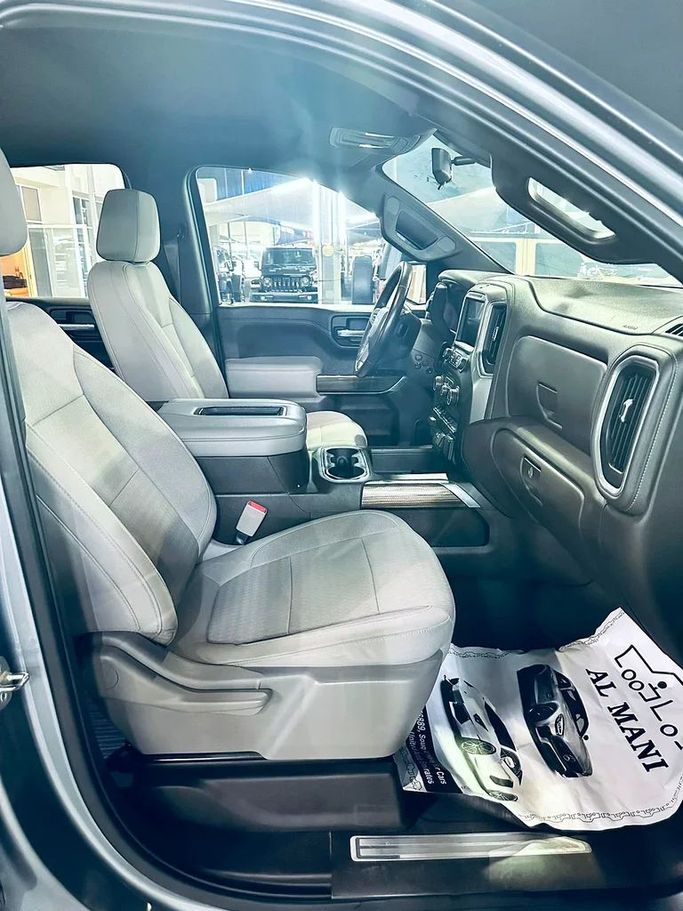 Used Chevrolet Silverado IV (T1XX), 5.3 l, 2019 in Sharjah by Imad Younis Almani used Cars, Light Blue color. GCC Specs | AUTO.AE