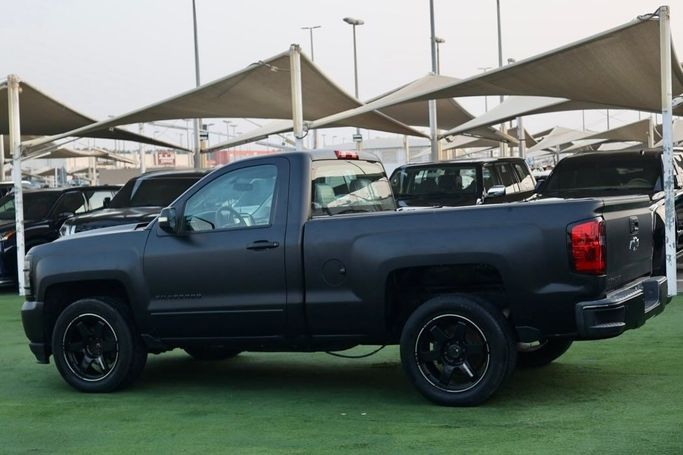 Подержанный Chevrolet Silverado III (K2XX) Рестайлинг, 4.3 л, 2015 в Шардже от Al Bake Used Cars Черный цвет. GCC | AUTO.AE
