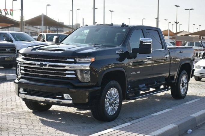 Подержанный Chevrolet Silverado IV (T1XX) Рестайлинг, 3.0 л, 2022 в Шардже от Alfaris Used Cars Черный цвет. Other | AUTO.AE