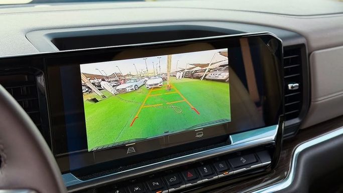 Used Chevrolet Silverado IV (T1XX) Facelift, 5.3 l, 2023 in Sharjah by Badar Used Cars, Black color.  | AUTO.AE