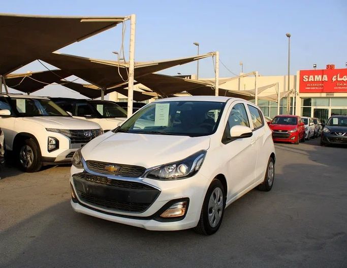 Used Chevrolet Spark IV Facelift, 1.4 l, 2019 in Sharjah by Sama alsaadah Cars, White color. GCC Specs | AUTO.AE