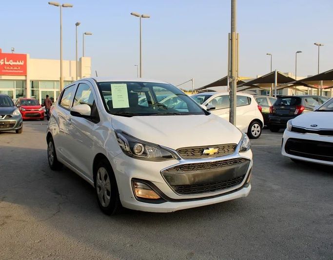 Used Chevrolet Spark IV Facelift, 1.4 l, 2019 in Sharjah by Sama alsaadah Cars, White color. GCC Specs | AUTO.AE