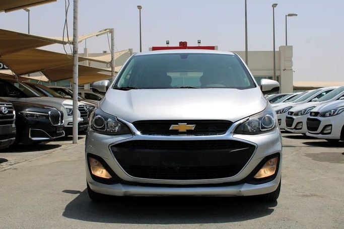 Used Chevrolet Spark IV Facelift, 1.4 l, 2019 in Sharjah by Sama alsaadah Cars, Silver color. GCC Specs | AUTO.AE