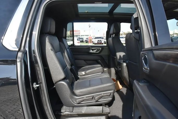 Used Chevrolet Suburban XII, 3.0 l, 2023 in Sharjah by Alfaris Used Cars, Black color. Other | AUTO.AE