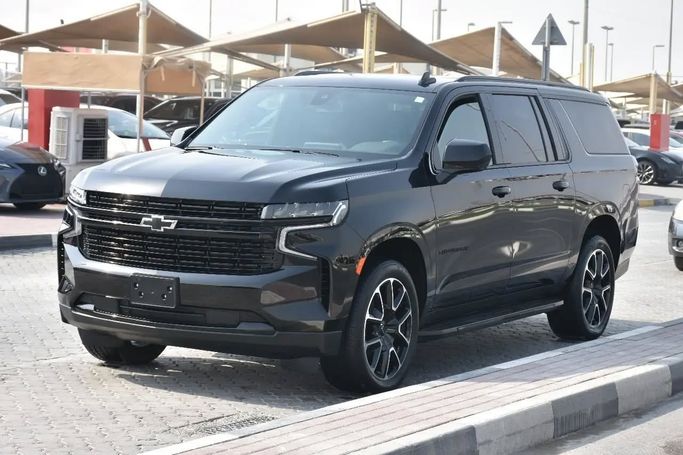 Подержанный Chevrolet Suburban XII, 5.3 л, 2021 в Шардже от Alfaris Used Cars Черный цвет. Other | AUTO.AE