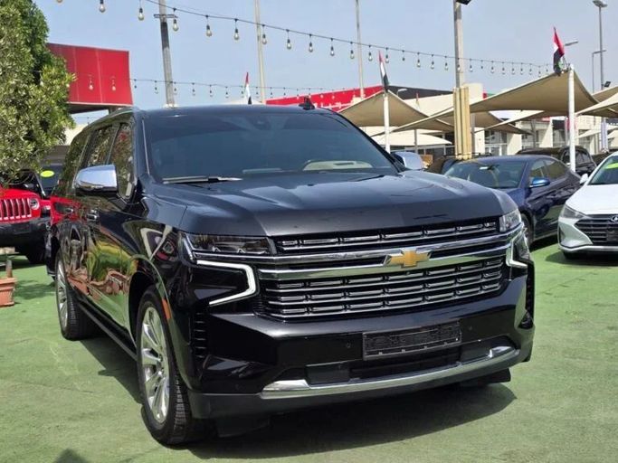 Подержанный Chevrolet Suburban XII, 5.3 л, 2021 в Шардже от challnegre used cars Черный цвет. GCC | AUTO.AE