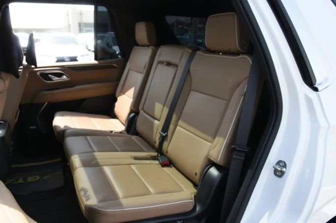 Used Chevrolet Tahoe V, 6.2 l, 2023 in Sharjah by Alfaris Used Cars, White color. GCC Specs | AUTO.AE