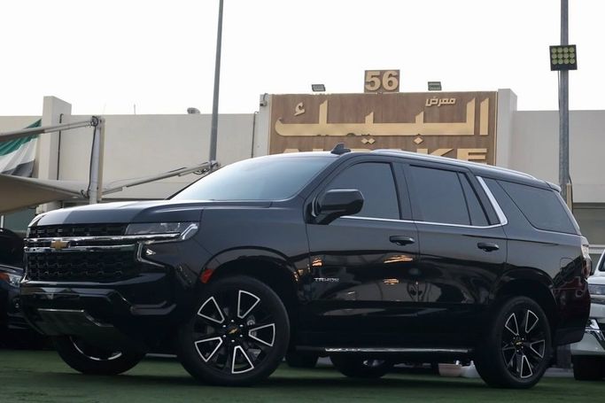 Подержанный Chevrolet Tahoe V, 5.3 л, 2022 в Шардже от Al Bake Used Cars Черный цвет. GCC | AUTO.AE