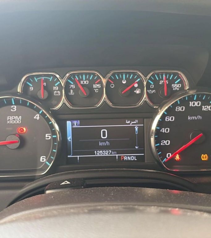 Подержанный Chevrolet Tahoe IV, 5.3 л, 2018 в Шардже от Alfaris Used Cars Серый цвет. GCC | AUTO.AE
