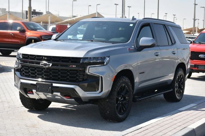Used Chevrolet Tahoe V, 6.2 l, 2023 in Sharjah by Alfaris Used Cars, Silver color. Other | AUTO.AE