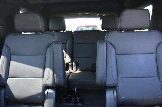 Used Chevrolet Tahoe V, 6.2 l, 2023 in Sharjah by Alfaris Used Cars, Silver color. Other | AUTO.AE