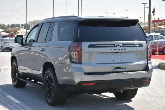 Used Chevrolet Tahoe V, 6.2 l, 2023 in Sharjah by Alfaris Used Cars, Silver color. Other | AUTO.AE