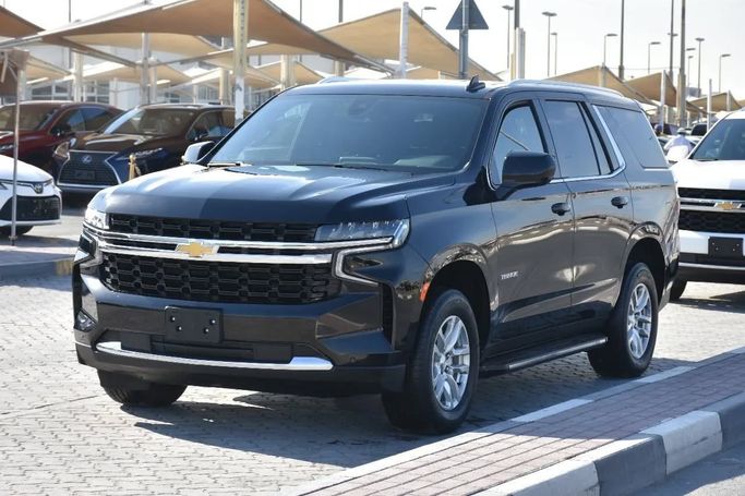Подержанный Chevrolet Tahoe V, 5.3 л, 2022 в Шардже от Alfaris Used Cars Черный цвет. Other | AUTO.AE