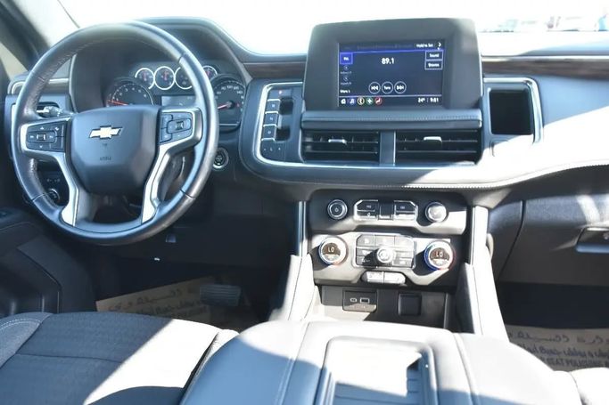 Подержанный Chevrolet Tahoe V, 5.3 л, 2022 в Шардже от Alfaris Used Cars Черный цвет. Other | AUTO.AE
