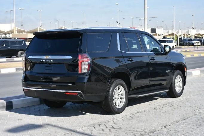 Подержанный Chevrolet Tahoe V, 5.3 л, 2022 в Шардже от Alfaris Used Cars Черный цвет. Other | AUTO.AE