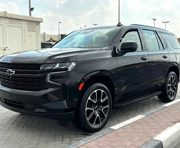 Подержанный Chevrolet Tahoe V, 3.0 л, 2023 в Шардже от Alfaris Used Cars Черный цвет. Other | AUTO.AE