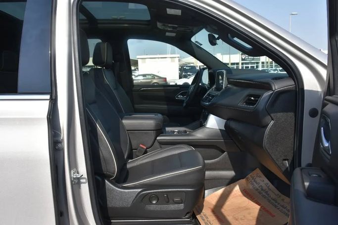 Used Chevrolet Tahoe V, 6.2 l, 2023 in Sharjah by Alfaris Used Cars, White color. Other | AUTO.AE