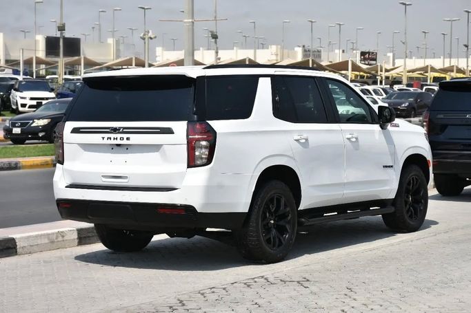 Подержанный Chevrolet Tahoe V, 6.2 л, 2022 в Шардже от Alfaris Used Cars Белый цвет. Other | AUTO.AE