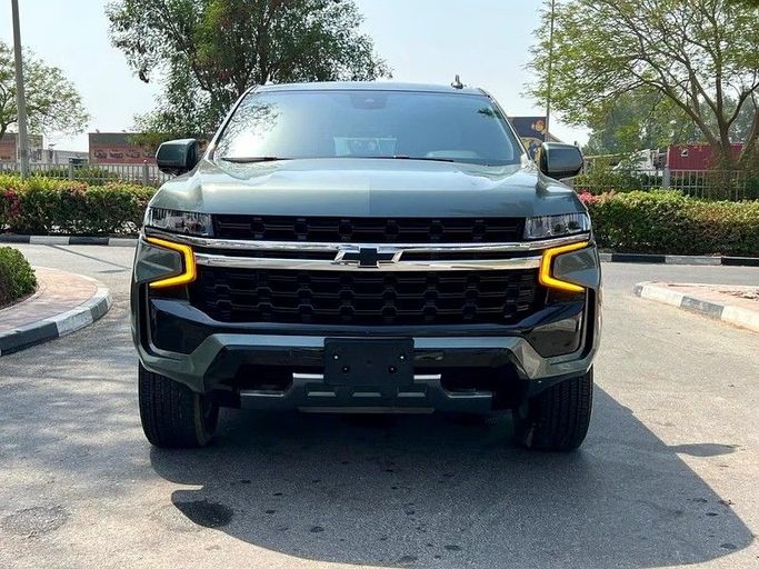 Used Chevrolet Tahoe V, 5.3 l, 2023 in Sharjah by First Choice Cars, Green color. GCC Specs | AUTO.AE