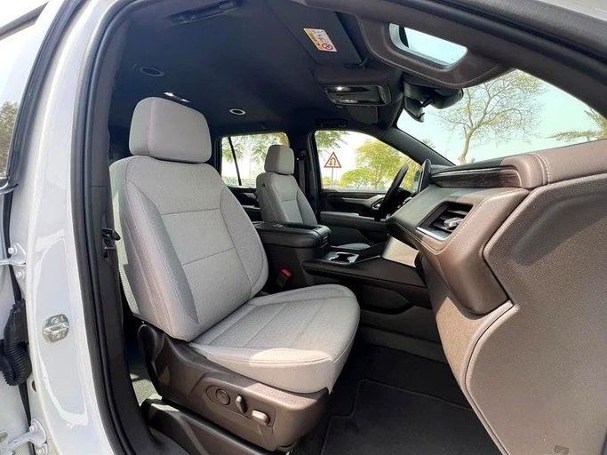 Used Chevrolet Tahoe V, 5.3 l, 2023 in Sharjah by First Choice Cars, White color. GCC Specs | AUTO.AE