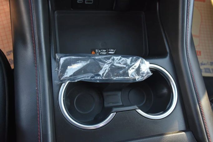 Подержанный Chevrolet Tahoe V Рестайлинг, 5.3 л, 2024 в Шардже от Alfaris Used Cars Красный цвет. Other | AUTO.AE