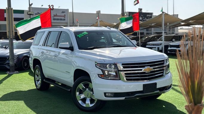 Подержанный Chevrolet Tahoe IV, 5.3 л, 2018 в Шардже от Badar Used Cars Белый цвет. GCC | AUTO.AE