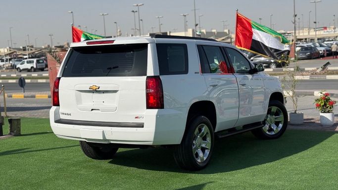 Подержанный Chevrolet Tahoe IV, 5.3 л, 2018 в Шардже от Badar Used Cars Белый цвет. GCC | AUTO.AE