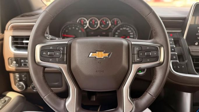 Used Chevrolet Tahoe V, 5.3 l, 2021 in Sharjah by Badar Used Cars, Grey color.  | AUTO.AE