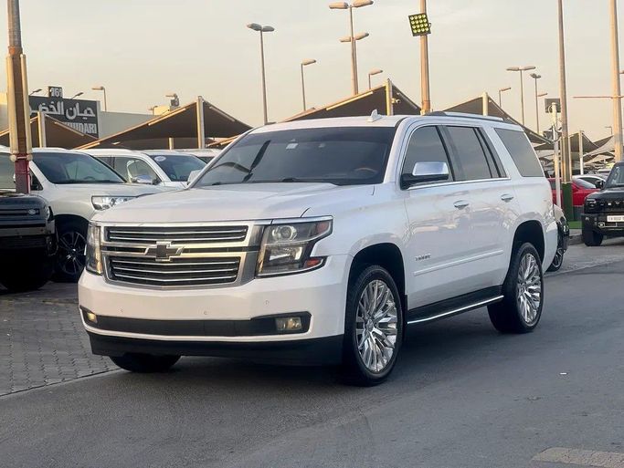 Подержанный Chevrolet Tahoe IV, 6.2 л, 2018 в Шардже от ASAL ALHAIBAH USED CARS Белый цвет. Американская | AUTO.AE
