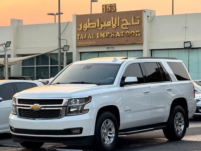 Подержанный Chevrolet Tahoe IV, 6.2 л, 2015 в Шардже от ASAL ALHAIBAH USED CARS Белый цвет. Американская | AUTO.AE