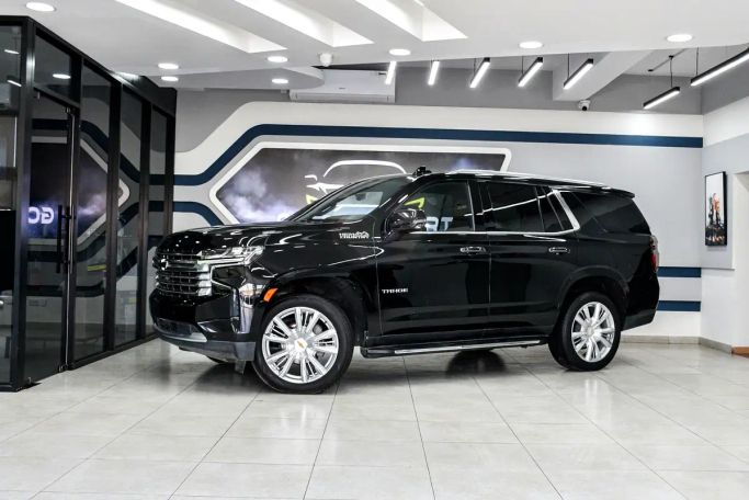 مستعملة Chevrolet Tahoe فيس ليفت V, 3.0 l, 2024 في في الشارقة من Golden Desert Used Car، اللون أسود.  | AUTO.AE | إعلان #263077